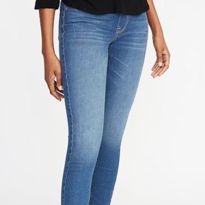 Old navy rockstar jeans built in sculpt jeggings